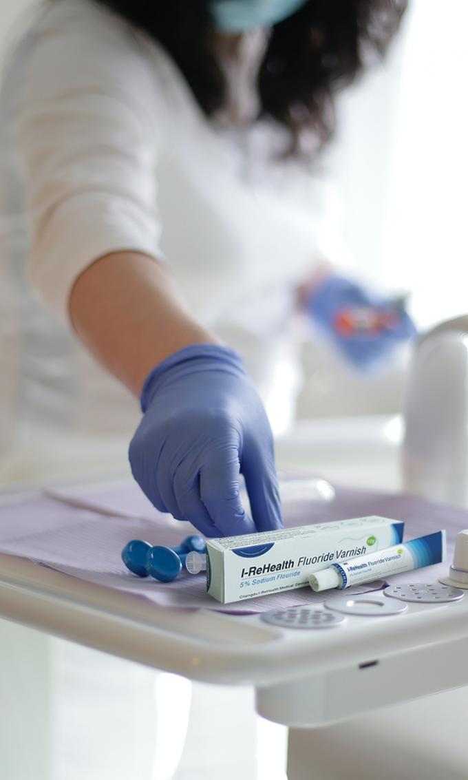 10g 5NaF Fluoride Varnish Apply To Tooth remineralization And Prevebts